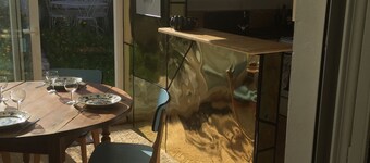 The little house and its four bicycles