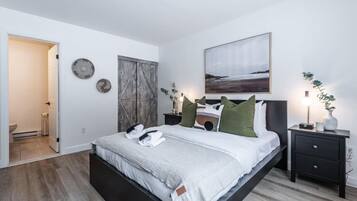 2 bedrooms, desk, iron/ironing board, free WiFi