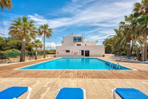 Pool - Apartment with air conditioning and large pool! (Santandria (Platja))