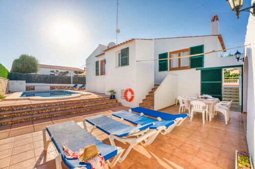 Oliver, Villa mit Pool und Klimaanlage!