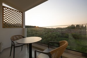 Studio, vue montagne | Coffres-forts dans les chambres, Wi-Fi gratuit, draps fournis