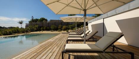 屋外プール、温水プール