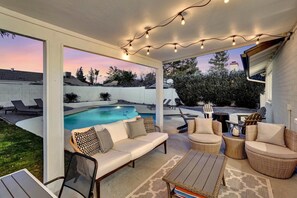 Et oppvarmet basseng