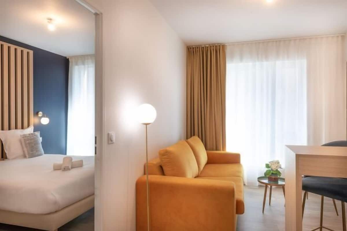 1 habitación, ropa de cama de alta calidad y decoración personalizada