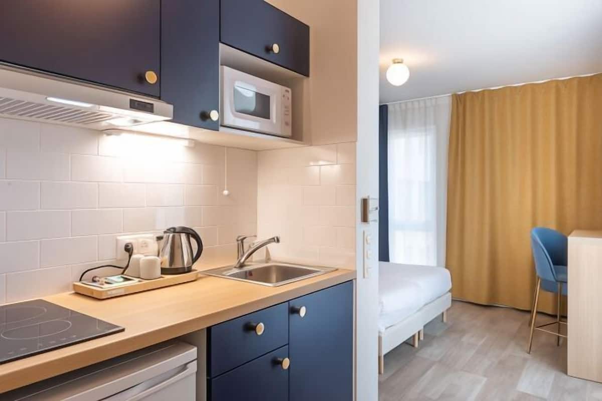 1 habitación, ropa de cama de alta calidad y decoración personalizada