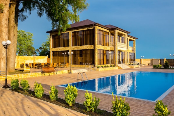 Seasonal outdoor pool