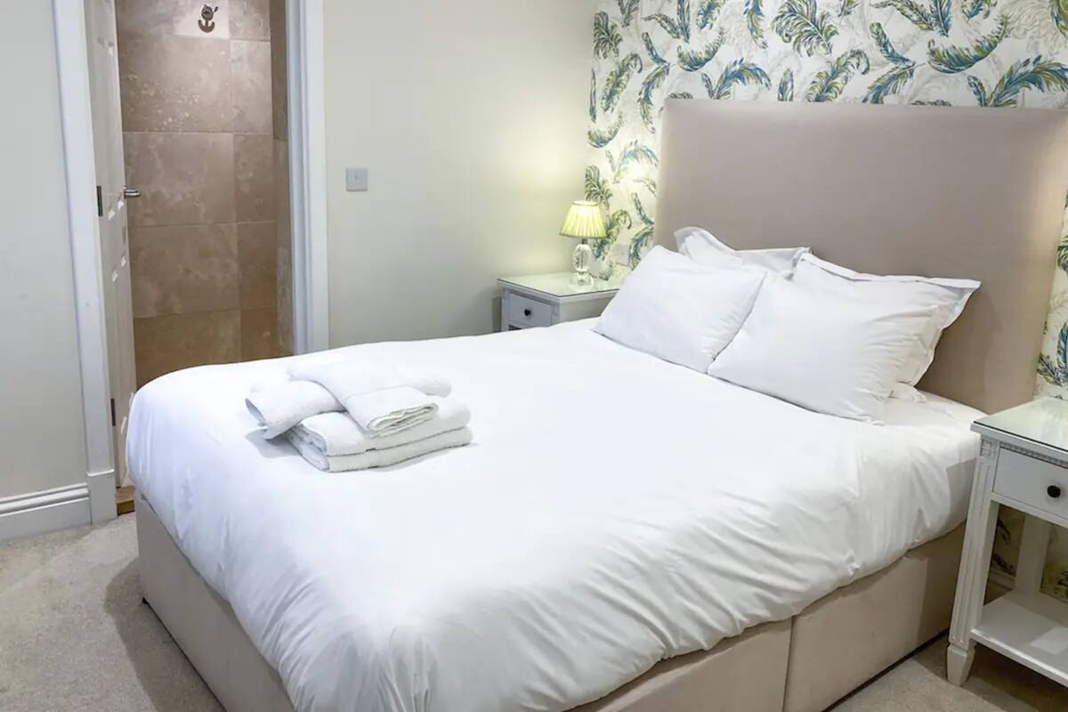 Egyptian cotton sheets, premium bedding, down duvets, memory-foam beds