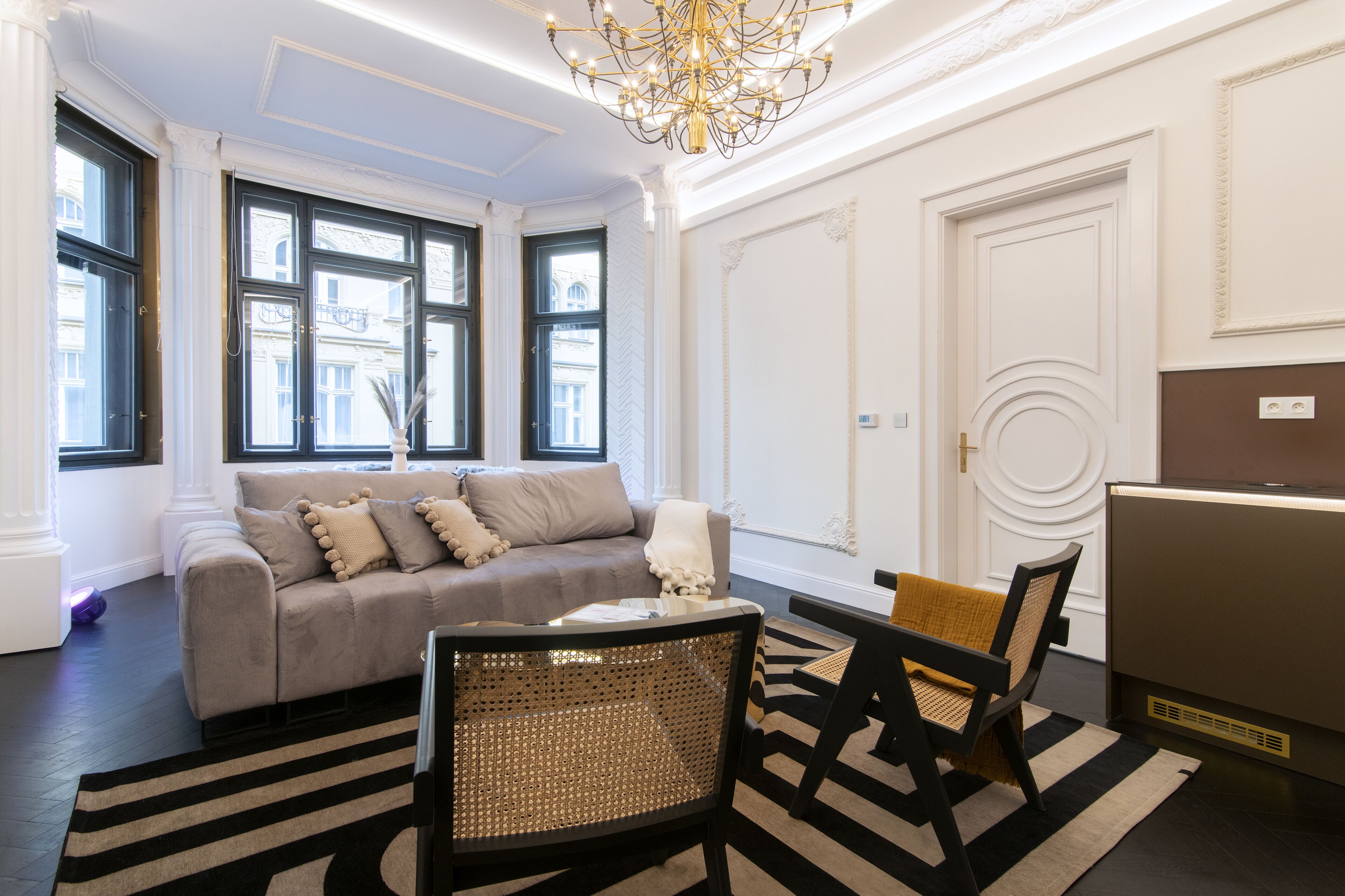 Antique Glam Apartment - Looking For Luxury, Glamour, Exuberance In The Old Town - Prague