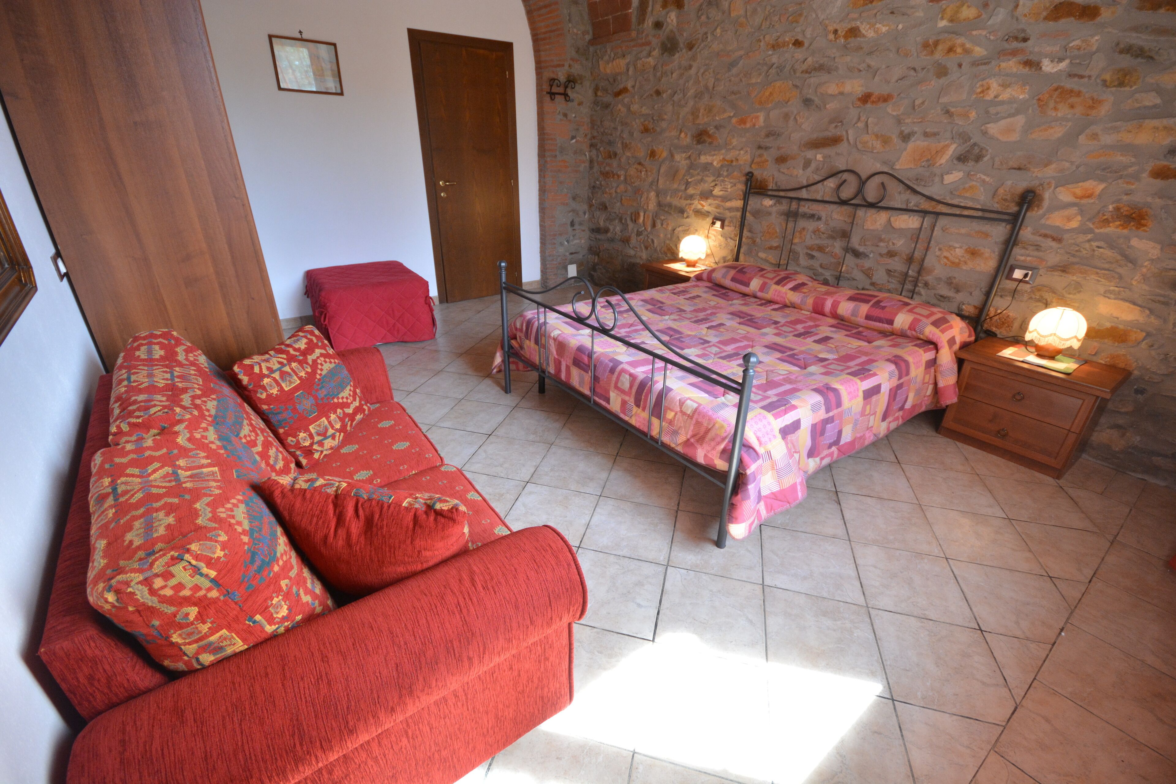 1 bedroom, free WiFi, bed sheets