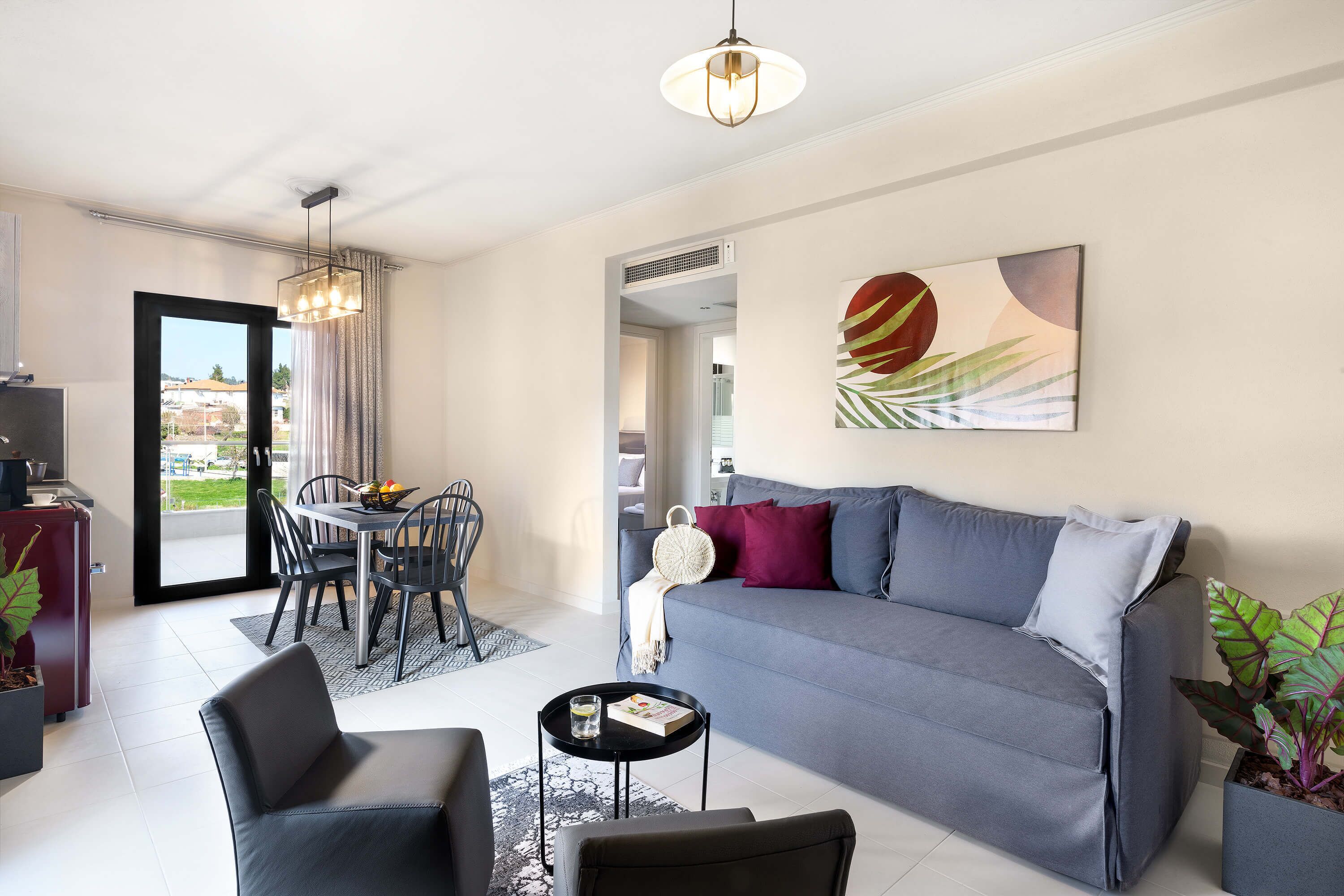 Two Bedroom Deluxe Apartment | 客廳 | LED 電視