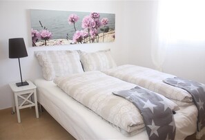 2 chambres, bureau, fer et planche à repasser, Wi-Fi gratuit