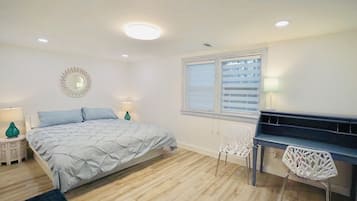 2 bedrooms, desk, free WiFi, bed sheets