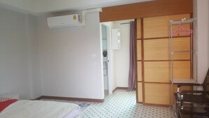 Unclassified image, 2 of 21, button - OYO 75396 Look Shine Apartment (Bangkok)