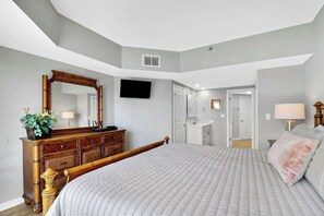 2 habitaciones, tabla de planchar con plancha, cuna de viaje y wifi 