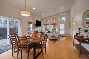 Eget kjøkken | Kjøleskap, ovn, kaffetrakter/tekoker og brødrister