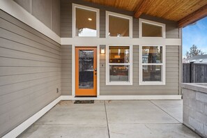 House, 3 Bedrooms | Exterior