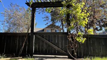 Casa, 3 habitaciones | Jardines del alojamiento