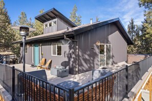 House, 4 Bedrooms | Exterior - Pet-Friendly Pine Knoll Private Home with Hot Tub and Fire Pit by RedAwning (Bend)