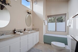 House, 4 Bedrooms | Bathroom | Towels - Pet-Friendly Pine Knoll Private Home with Hot Tub and Fire Pit by RedAwning (Bend)