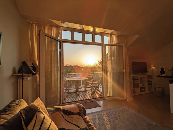 Smart TV, books, music library, stereo - Tallskog - Your apartment on the natural beach of Hohen Wieschendorf (Hohenkirchen)