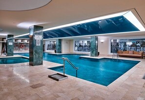 2 Innenpools, Außenpool