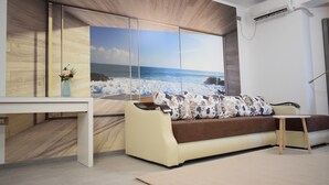 Apartemen Keluarga | Area keluarga | Televisi layar datar 110-cm dengan saluran TV kabel