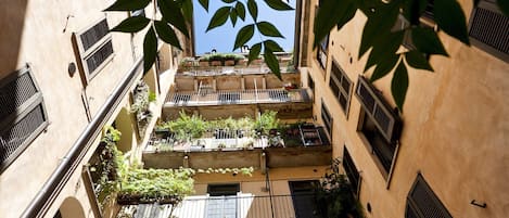 Căn hộ | 1 phòng ngủ