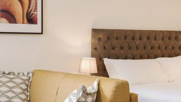 Departamento | Tabla de planchar con plancha y wifi