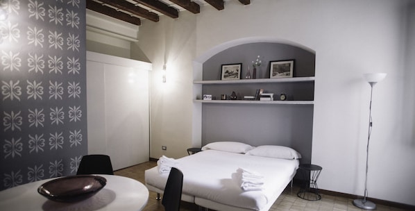 Casa | 1 habitación, tabla de planchar con plancha y wifi 