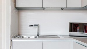 House - Mi-brgz1c3 Bergonzoli Place - Bilo B - Hugo (Milan)