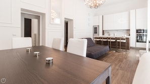 Apartment | 2 Schlafzimmer, Bügeleisen/Bügelbrett, WLAN