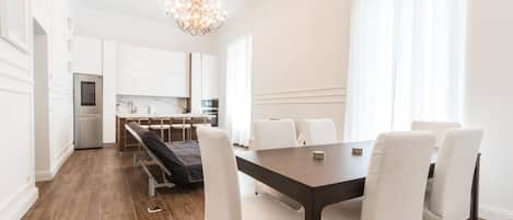 Apartment | 2 Schlafzimmer, Bügeleisen/Bügelbrett, WLAN