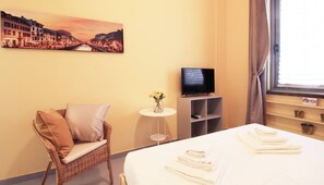 1 chambre, fer et planche à repasser, Wi-Fi