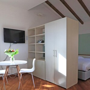 Apartment | 1 bedroom, iron/ironing board, WiFi - Sn-cost8a4 - Costiglioli 8 (Sanremo)