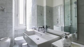 Apartamento | 2 quartos, Wi-Fi