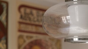 A close-up of a clear glass light fixture with condensation. - Italianway Easy - Melzo 12 - Art D co (Milan)