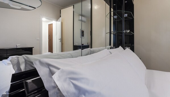 Maison | 1 chambre, fer et planche à repasser