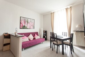 1 bedroom, WiFi - Italianway Easy - Villoresi 16 (Milan)