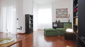 House | 2 bedrooms - Italianway Comfort - Zanella 10 (Milan)