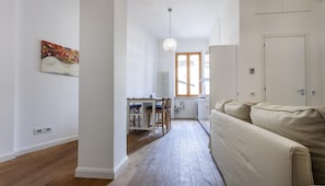 House | 1 bedroom, iron/ironing board, WiFi