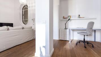 Apartment | 1 bedroom, iron/ironing board, WiFi