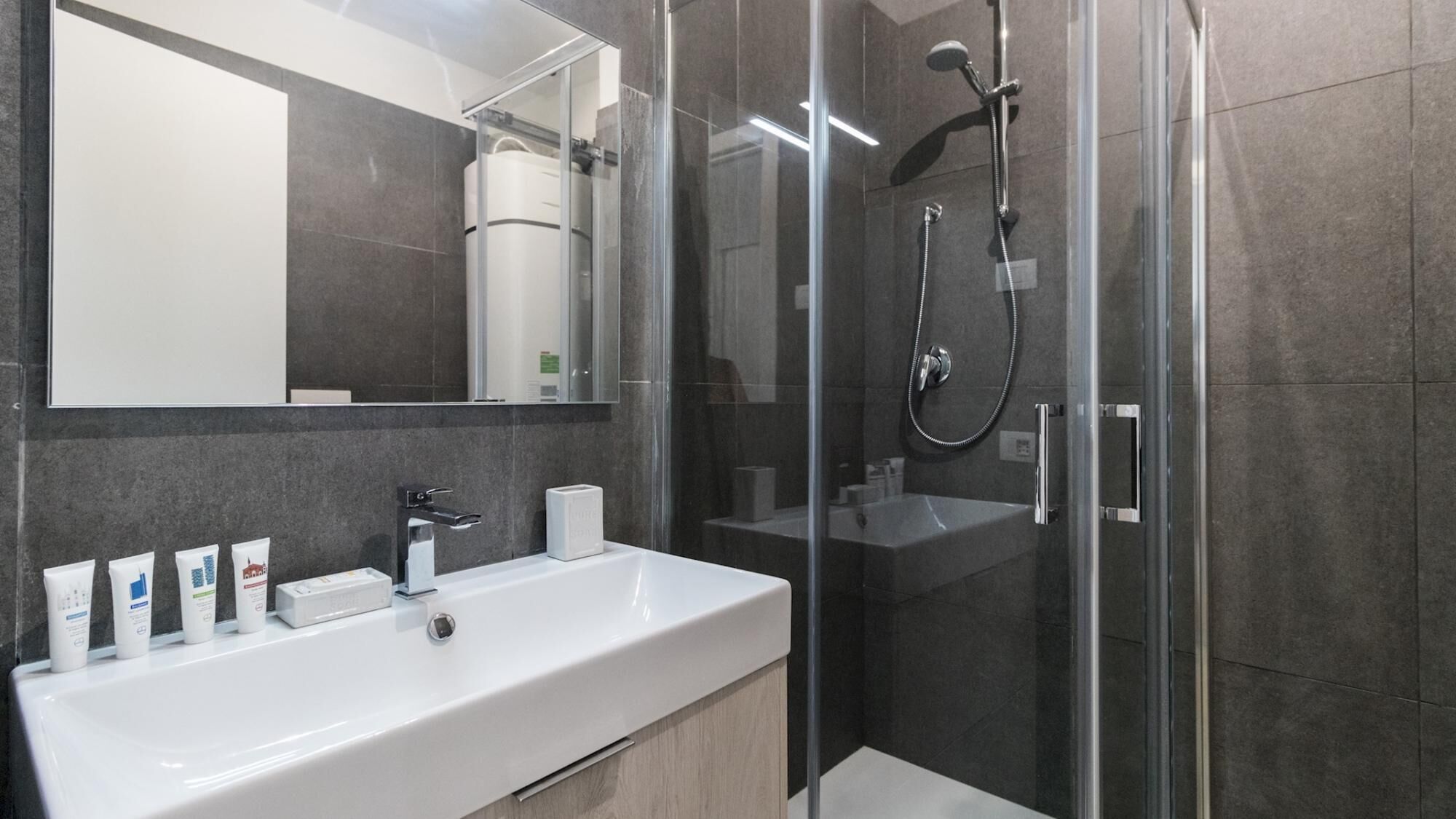 Apartment | Bathroom