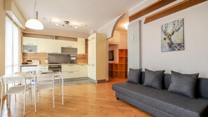 Apartment | 1 bedroom - Italianway Easy - Dei Tulipani 4 (Milan)