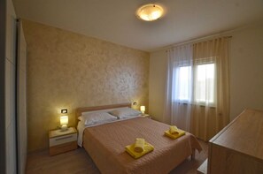 3 Schlafzimmer, Bügeleisen/Bügelbrett, kostenloses WLAN, Bettwäsche