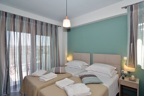 2 Schlafzimmer, Zimmersafe, Bügeleisen/Bügelbrett, Reisekinderbett