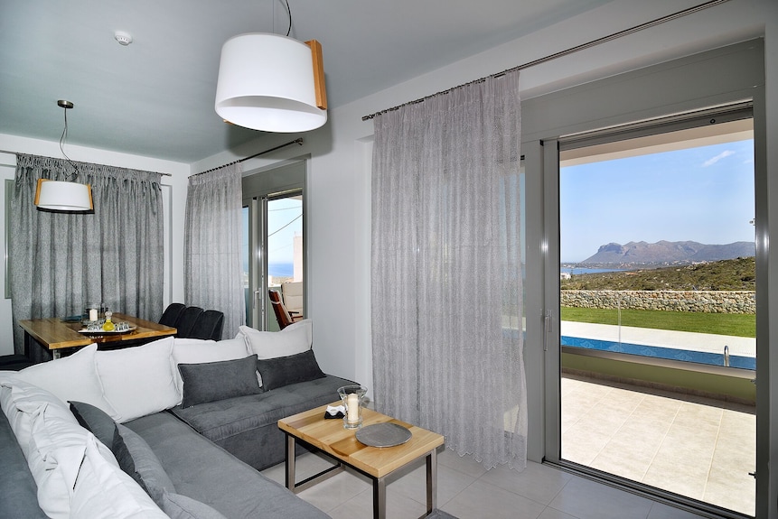 Modern Villa With Private Pool In Chania - Chania