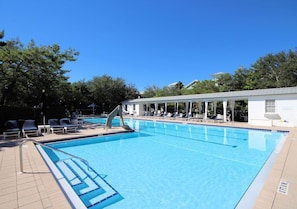 Piscine intérieure, piscine chauffée