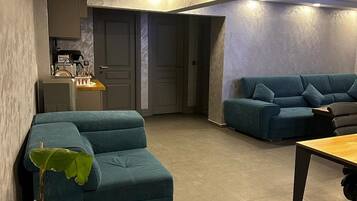 Smart TV 40 pulgadas con canales de televisión vía satélite, televisión