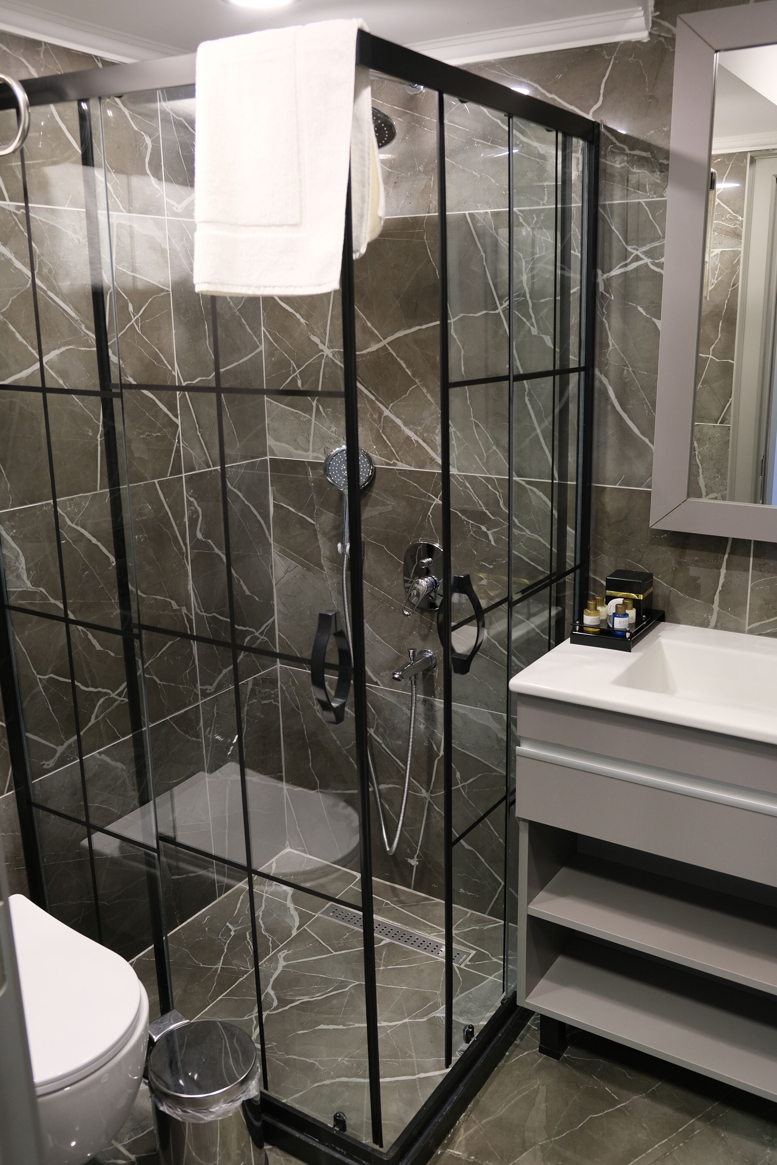 Photo - Dilens Bosphorus Hotel