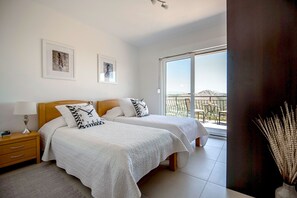 4 bedrooms, in-room safe, iron/ironing board, free WiFi